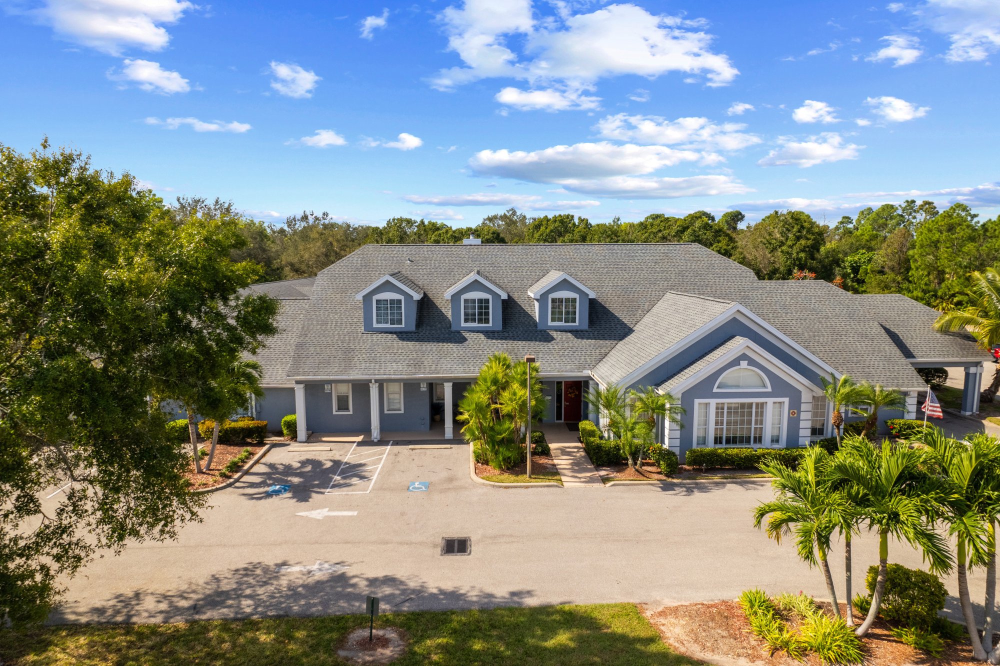 Drone_1251_Business_Way_005
