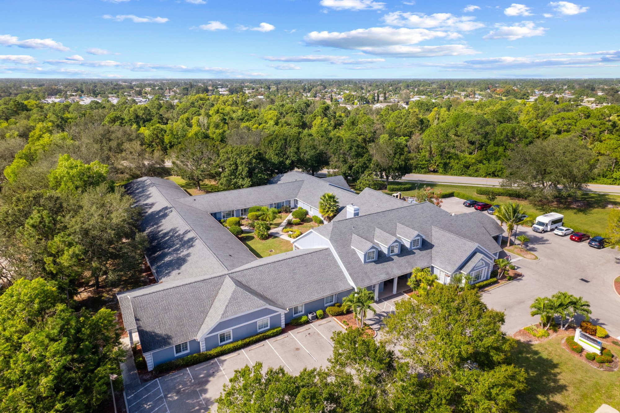 Drone_1251_Business_Way_016